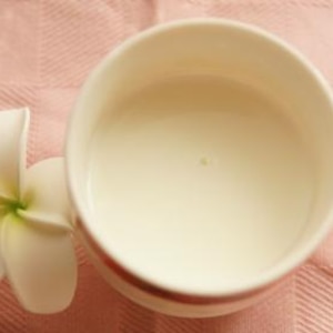 寒くて乾燥する冬にぴったり ホット蜂蜜ミルク レシピ 作り方 By 珠雅 楽天レシピ 寒くて乾燥する冬にぴったり ホット蜂蜜ミルク レシピ 作り方 By 珠雅 楽天レシピ